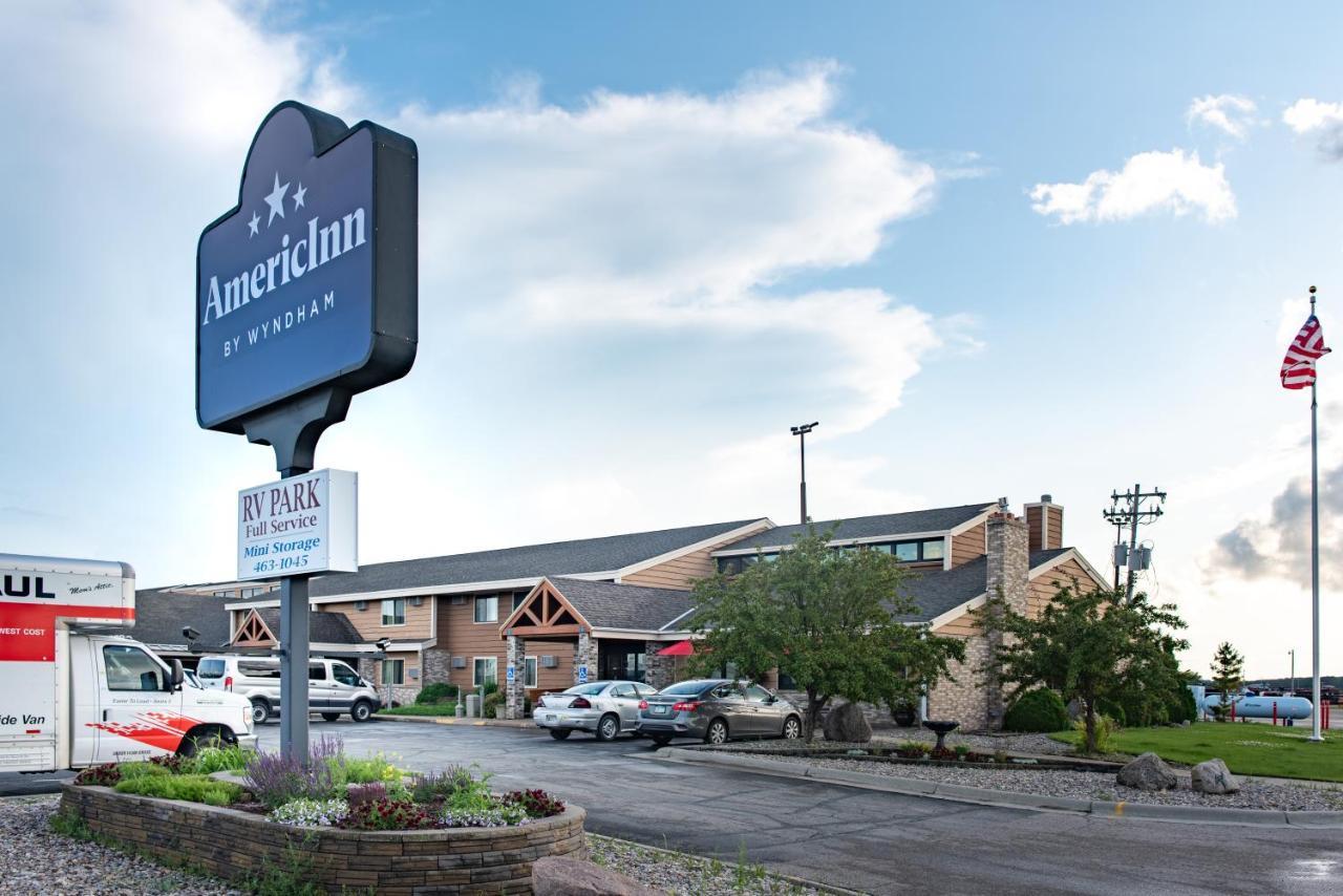 Americinn By Wyndham Roseau Exterior foto